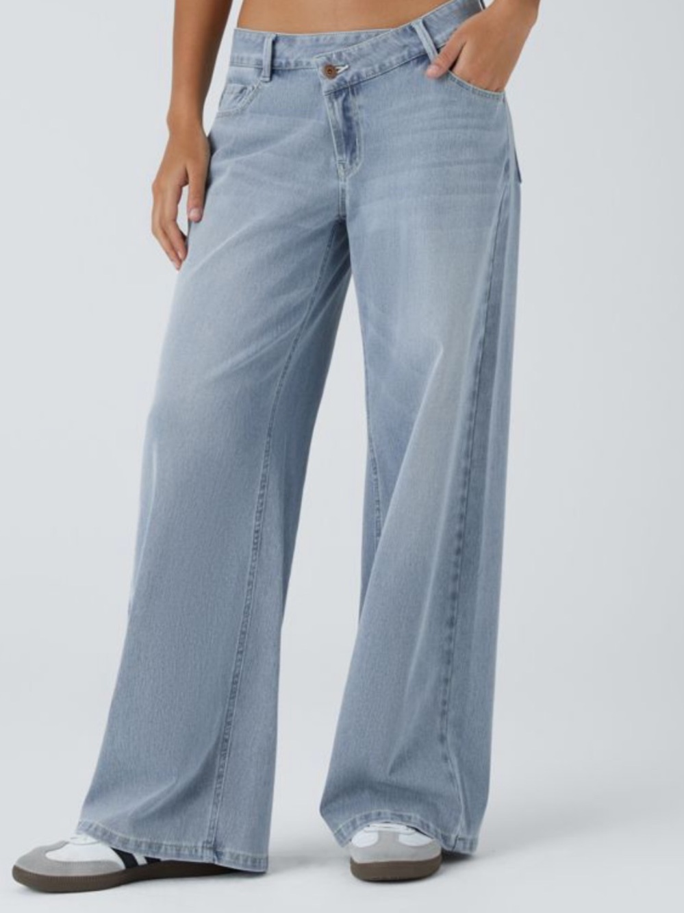 Halara Flex™ Asymmetric Low Rise Zipper Pockets Baggy Wide Leg size Large